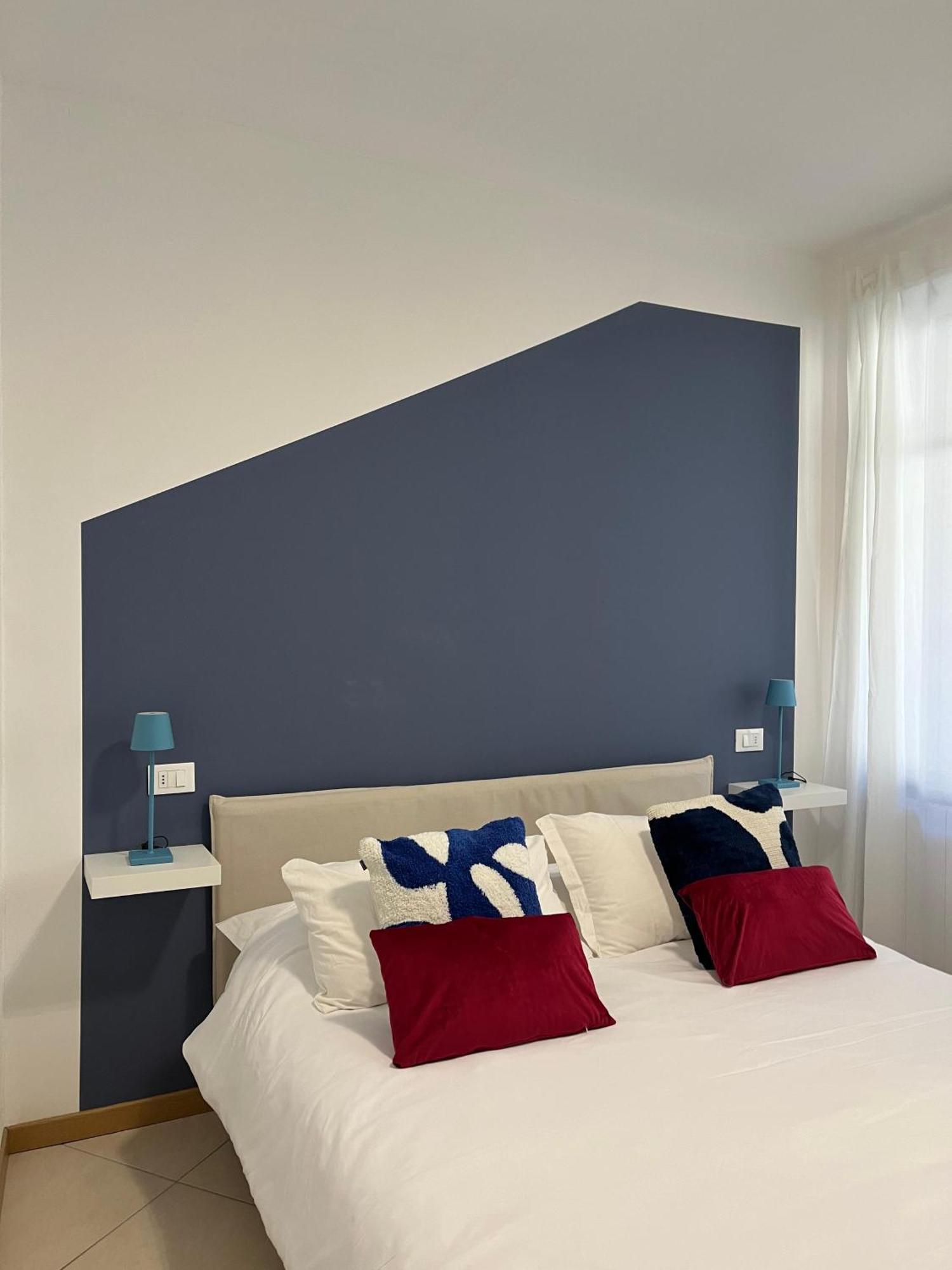 Residenze Blue Lake 奥梅尼亚 外观 照片